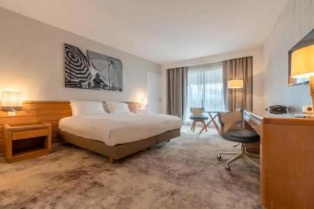 Holiday Inn Nice - Port St Laurent, an IHG - 208