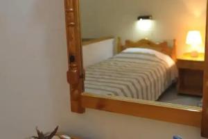 Effies Apartments, Alinda
