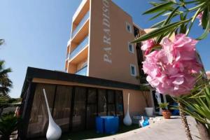 Hotel Paradiso, Grottammare