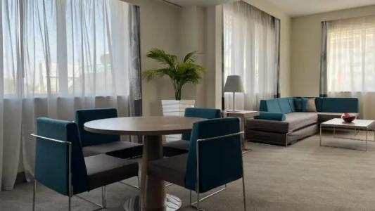 Novotel World Trade Centre Dubai - 140