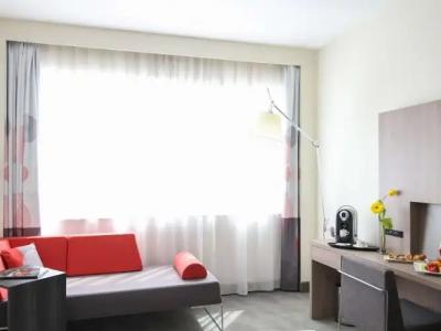 Novotel World Trade Centre Dubai - 122
