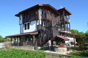 Guest House «The Doctor's House», Tyulenovo