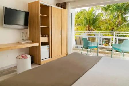 Coral Azur Beach Resort Mont Choisy - 110