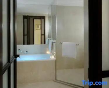 The Bristol by Royal Orchid Management - 62