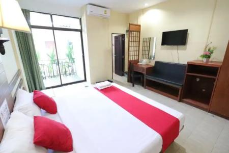 Baan Nat The Village SHA Certified - 66