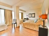 Comfort Family room with city view