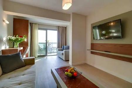 Palace Glyfada - 110