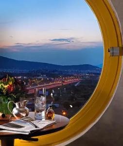 Holiday Inn Athens Attica Av, Airport W., an IHG - 10