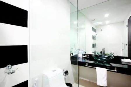 One World One Home Naiharn - 38