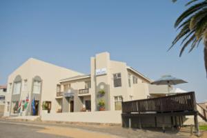 Long Beach Lodge, Rand Rifles