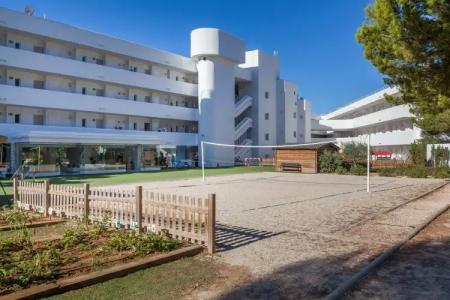 FERGUS Style Cala Blanca Suites
