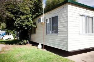 Strayleaves Caravan Park, Shepparton