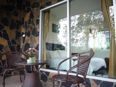 Canal Resort - 100