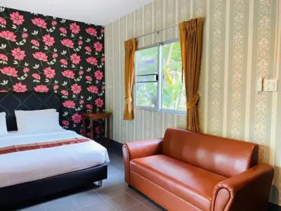 Canal Resort - 105
