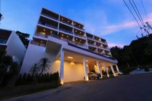 Lae Lay Suites, Karon