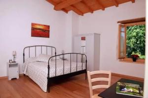 Farm Stay «Agriturismo la Scala», Salo