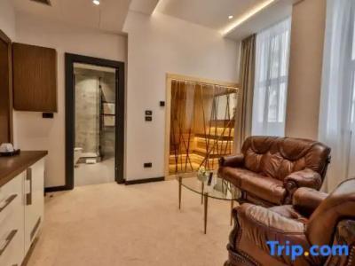 Atera Business Suites - 238