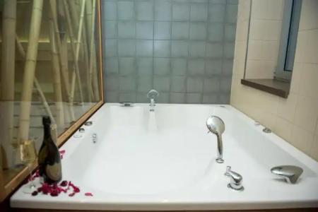 Atera Business Suites - 170