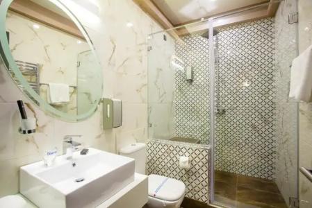 Atera Business Suites - 105