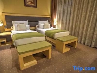 Atera Business Suites - 227