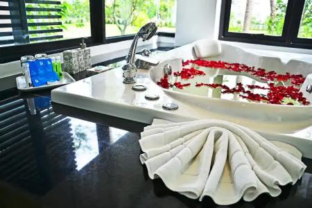 The Par Phuket SHA Plus - 47