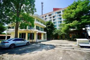 Caza V1 Serviced Apartment, Rayong