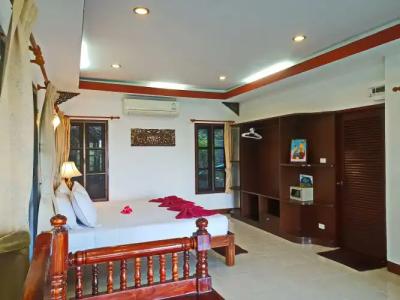 Laem Sila Resort - 2
