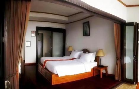 Lipa Bay Resort - 42