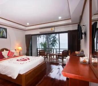 Lipa Bay Resort - 40