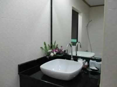Lipa Bay Resort - 21