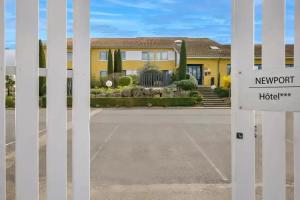 Hotel Newport, Villefranche-sur-Saone
