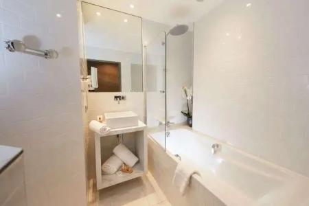 Best Western Plus Clos Syrah - 8