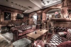 Everest Hotel, Val-d'Isere