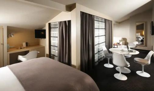 Hôtel de Brienne - 5