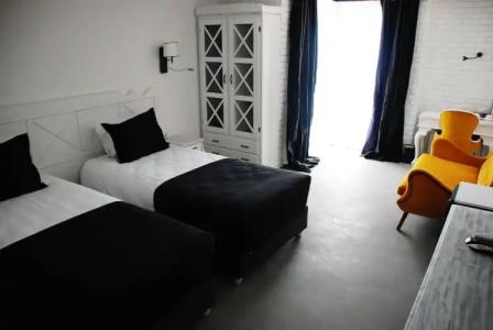 Check Inn Suite & SPA - 19