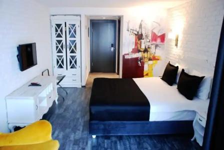 Check Inn Suite & SPA - 6