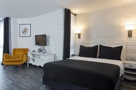 Check Inn Suite & SPA - 41