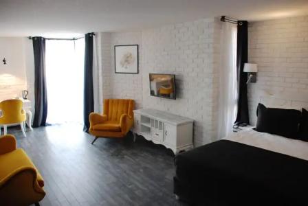 Check Inn Suite & SPA - 5