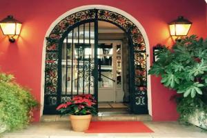 Grand Hôtel de la Poste, St. Jean-de-Luz