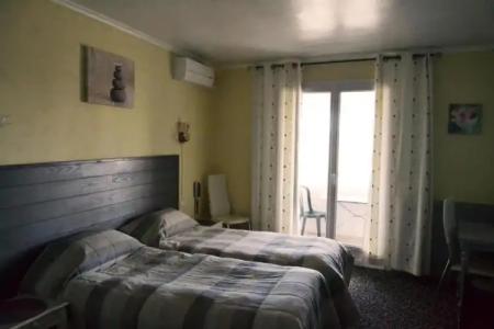 Le Dauphin Bleu - 30