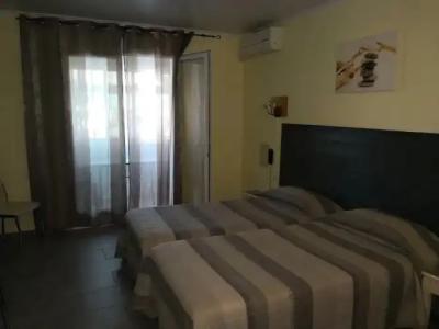 Le Dauphin Bleu - 42