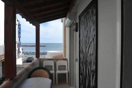 Le Dauphin Bleu - 37