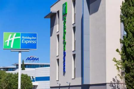 Holiday Inn Express Toulon - Est, an IHG