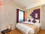 Standard room with city view