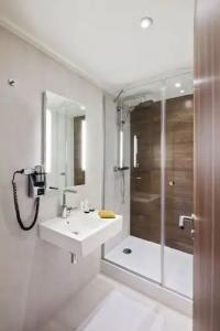 Best Western Plus 61 Paris Nation - 37