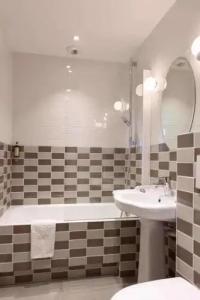Hôtel des 3 Poussins - 9