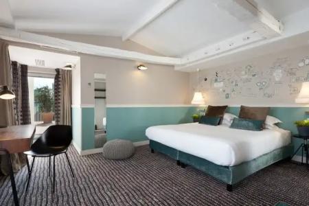 Hôtel des 3 Poussins - 56