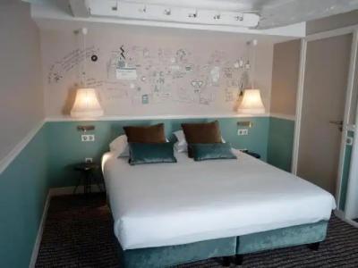 Hôtel des 3 Poussins - 100