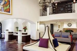 Triada Palm Springs, Autograph Collection