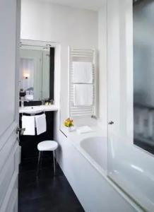 Hôtel Saint-Pétersbourg Opéra & Spa - 57